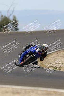 media/Jun-07-2025-TrackDaz (Sat) [[4413525952]]/A Group/12pm (Turn 2)/